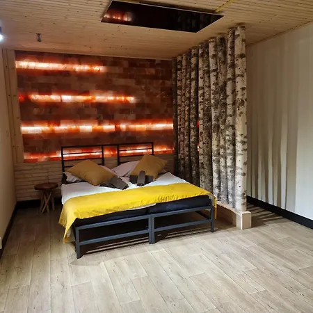 Pensionat Birdhouse 3*