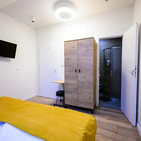 Pensionat Birdhouse 3*